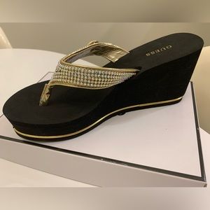 Guess black/gold with rhinestones wedge sandals sz 8